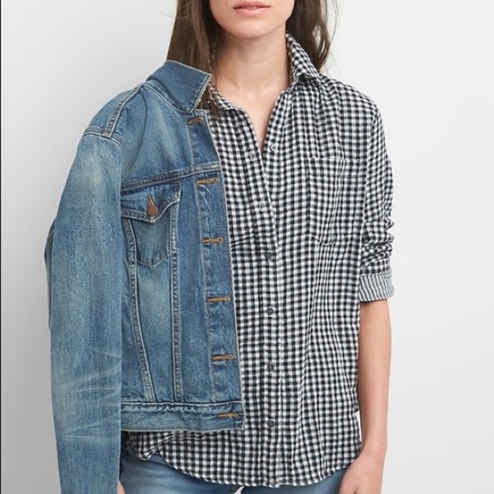 Gap Boyfriend Fit Collared Shirt - Black Gingham